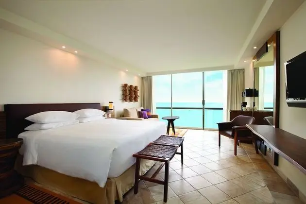 Ocean Front King