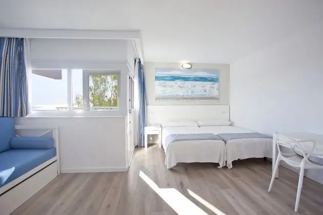 Family Tek Büyük Yataklı Oda, Balkon, Deniz Manzaralı
