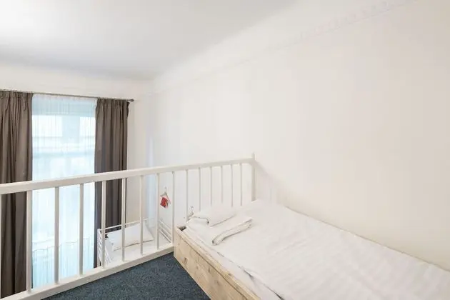 Superior Apart Daire, 2 Yatak Odası, Teras, Asma Kat (Apt 2)