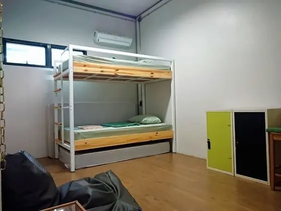 Standard Ortak Ranzalı Oda, Sadece kadınlar için