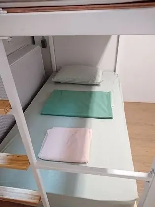 Standard Ortak Ranzalı Oda, Sadece kadınlar için