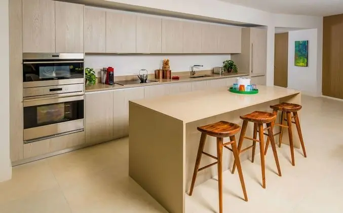 Design Apartment, 2 Bedrooms, Oceanfront OF