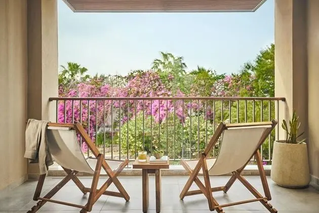 General Admission Room Garden View