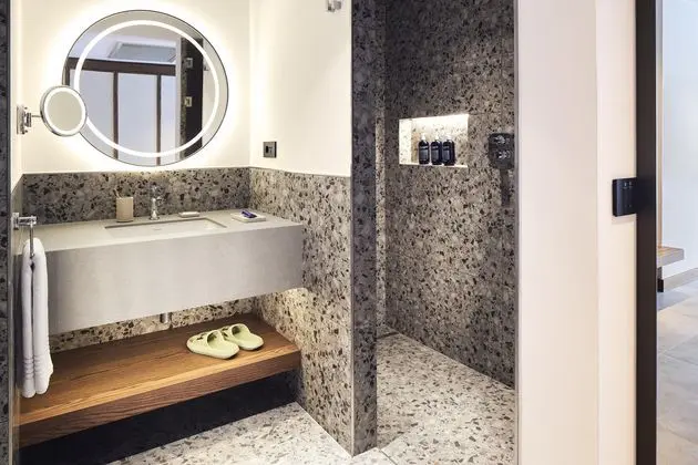 https://images.etstur.com/imgproxy/resize/2560x1440/files/images/hotelImages/etsrooms/515386/Hyde_Bodrum__20240610105509_5.jpg