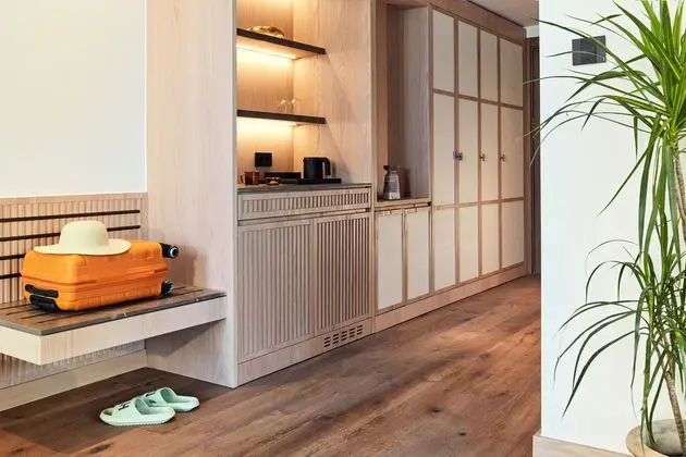https://images.etstur.com/imgproxy/resize/2560x1440/files/images/hotelImages/etsrooms/515386/Hyde_Bodrum_Adult_Only__16_20250311143805_3.jpg