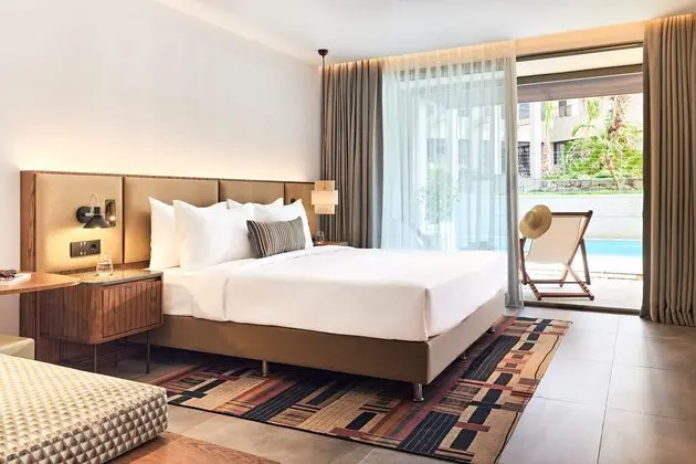 https://images.etstur.com/imgproxy/resize/2560x1440/files/images/hotelImages/etsrooms/515386/Hyde_Bodrum_Adult_Only__16_20250311145420_1.jpg