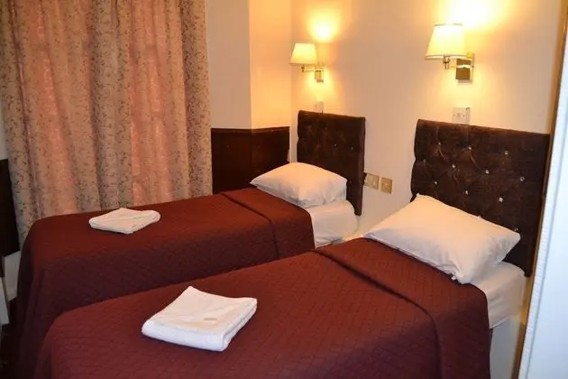 İki Ayrı Yataklı Oda