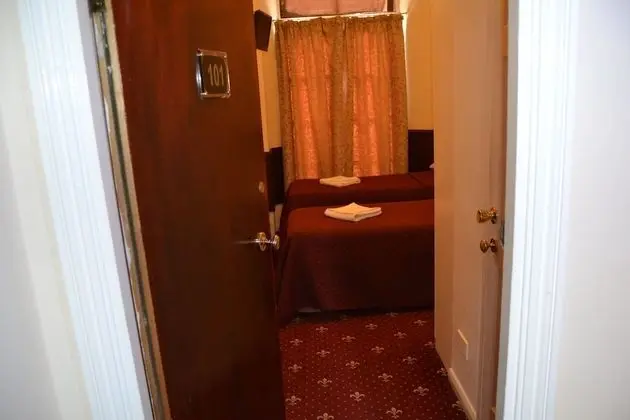 İki Ayrı Yataklı Oda