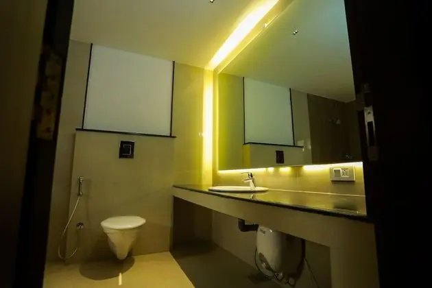 Deluxe Tek Büyük Yataklı Oda, 1 Büyük (Queen) Boy Yatak, Engellilere Uygun, Sigara İçilmez