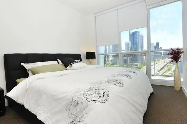 Daire (Panoramic Waterfront Luxury Condo)