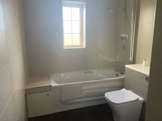 Classic Bungalov, Ortak Banyo