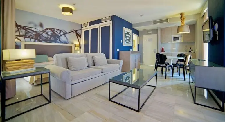 Çatı Katı Süiti (Penthouse), Balkon (Bouganvilla)