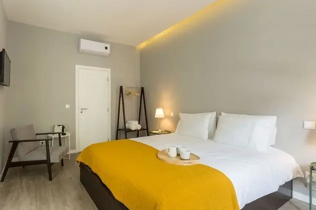 Superior Cozy Neighborhood Room