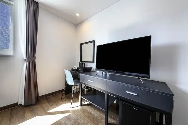 Standard Tek Büyük Yataklı Oda, 1 Çift Kişilik Yatak, Sigara İçilmez, Şehir Manzaralı