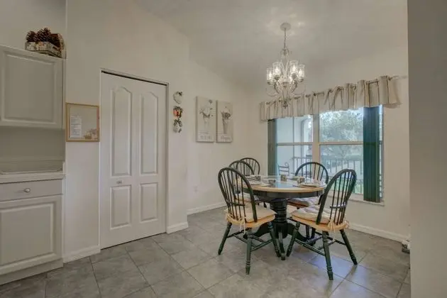 Daire (Hyland Hills Ave)