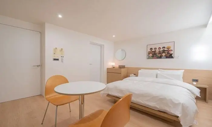 AANK Room (Run of House)