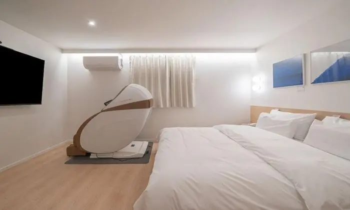 AANK Room (Run of House)