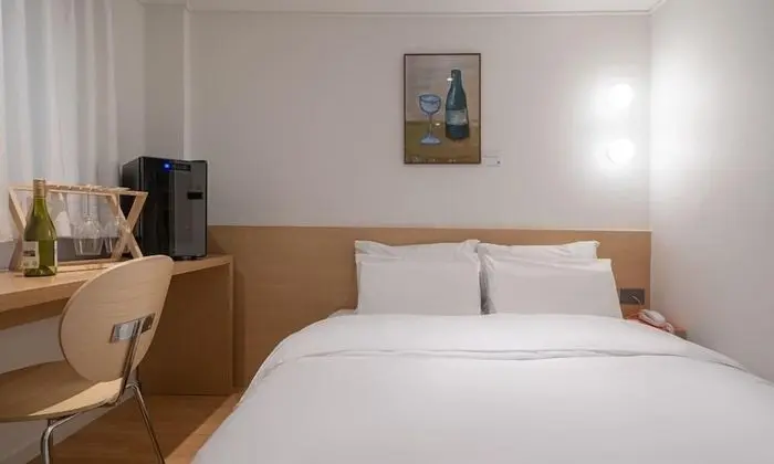 Deluxe Tek Büyük Yataklı Oda