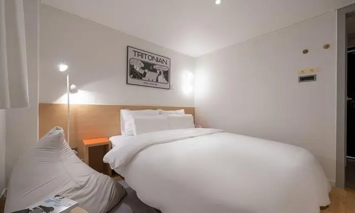 Standard Tek Büyük Yataklı Oda