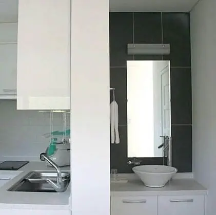 B3 Room - Lake view