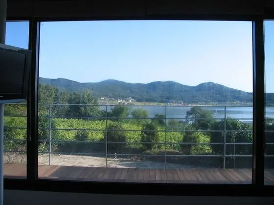 B3 Room - Lake view