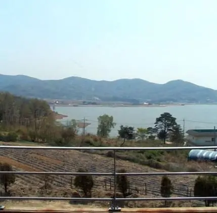 B3 Room - Lake view