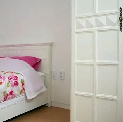 Family (B1/B2) Room - Lake view