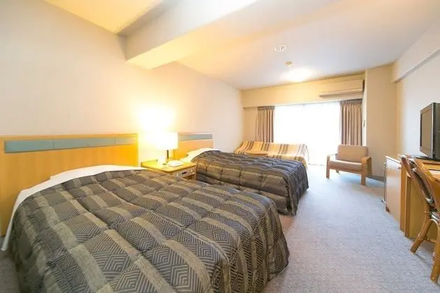 İki Ayrı Yataklı Oda, Sigara İçilmez