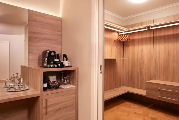 Junior Süit, 1 Yatak Odası, Business Dinlenme Salonu Kullanımı