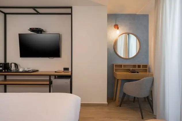 Comfort Tek Büyük Yataklı Oda