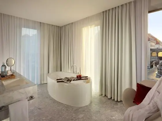 Junior Süit, 1 Yatak Odası, Şehir Manzaralı