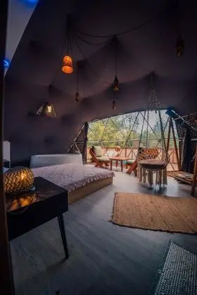 Glamping Suite, Doğa Manzaralı, Isıtmalı Özel Havuzlu