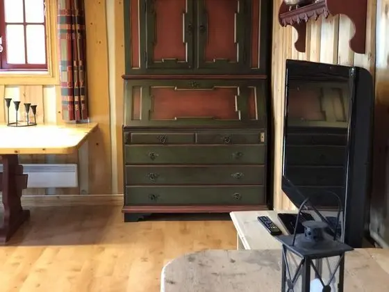Basic Bungalov, 2 Yatak Odası (linen and towels not included)