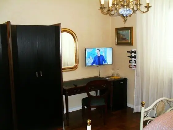 Basic Üç Kişilik Oda