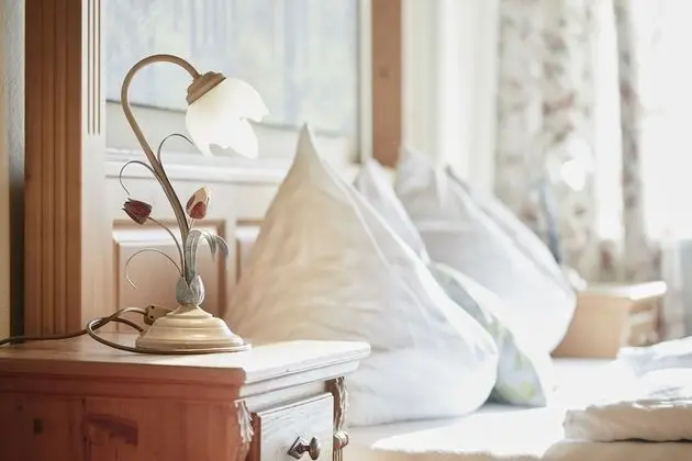 Premium Tek Büyük Yataklı Oda