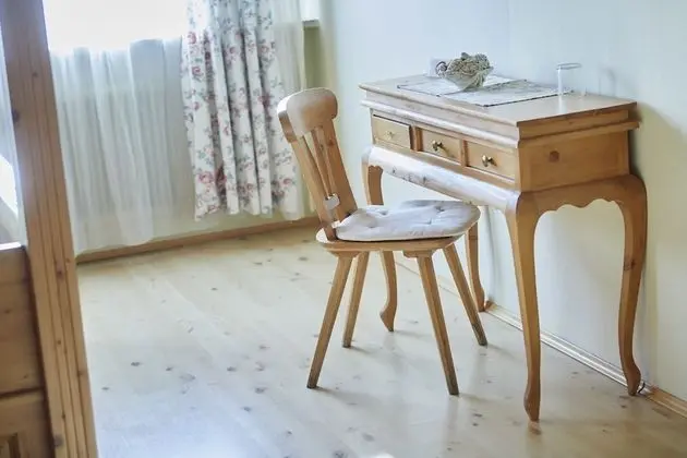 Premium Tek Büyük Yataklı Oda