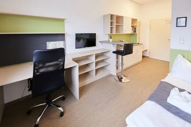 Standard Tek Büyük Yataklı Oda