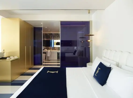 Gold Star Suite with Private Pool