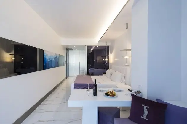 Silver Junior Suite Land View