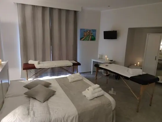 Family Oda (5 People)