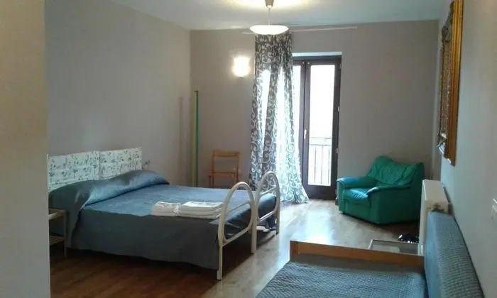 Dört Kişilik Oda