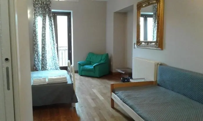Dört Kişilik Oda