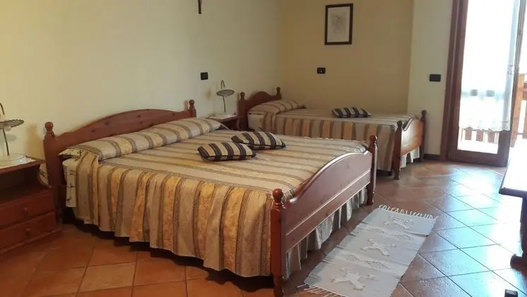 Panoramic Tek Büyük veya İki Ayrı Yataklı Oda, 2 Tek Kişilik Yatak, Dağ Manzaralı