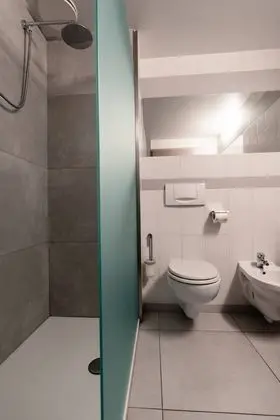 Üç Kişilik Oda, 3 Tek Kişilik Yatak