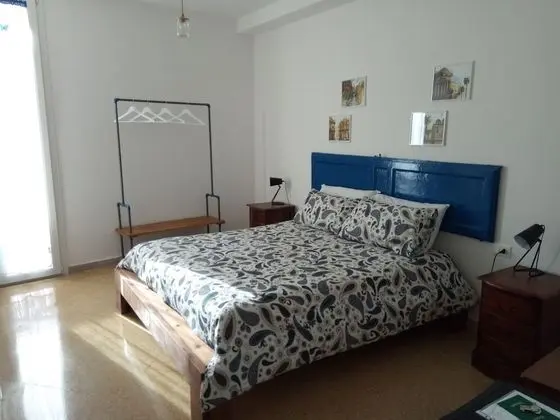 Tek Büyük Yataklı Oda