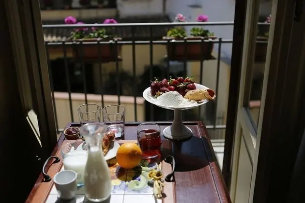 Üç Kişilik Oda, Balkon