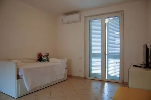 Comfort Apart Daire, 1 Yatak Odası, Teras, Bahçe Manzaralı