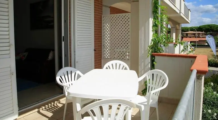 Family Süit, 1 Yatak Odası, Balkon, Bahçe Manzaralı