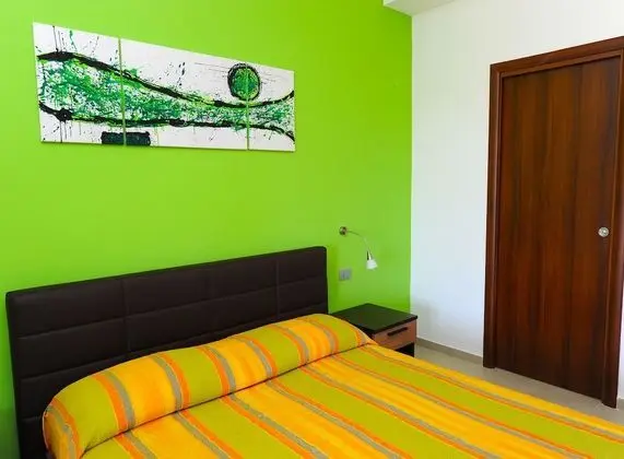 Classic Tek Büyük Yataklı Oda