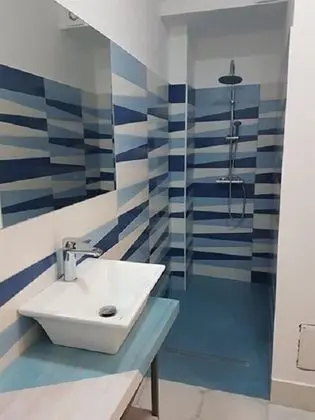Tek Büyük veya İki Ayrı Yataklı Oda, Teras